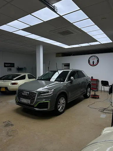 caresthetics | auto detailing warszawa